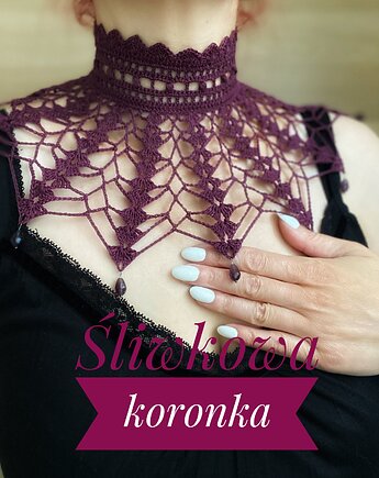 Śliwkowy koronkowy naszyjnik utkany na szydełku, Księżycowa ćma