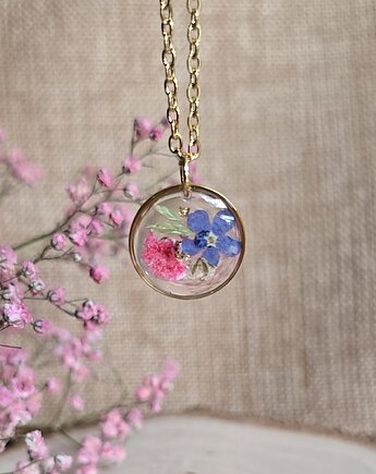 Łąka kwiatowa różowa Złota zawieszka złoty wisiorek kwiaty żywica, zkwiatem