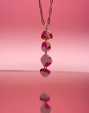 Efektowny naszyjnik z zawieszką w orgainicznym kształcie, Dwie Gliny