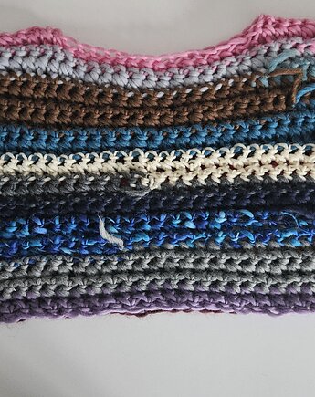 Bezrękawnik wełniany, Las i Łąka