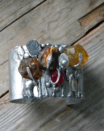 Surowe bursztyny  - roślina   - BRANSOLETA MANKIET  CUFF, Beata Trotter