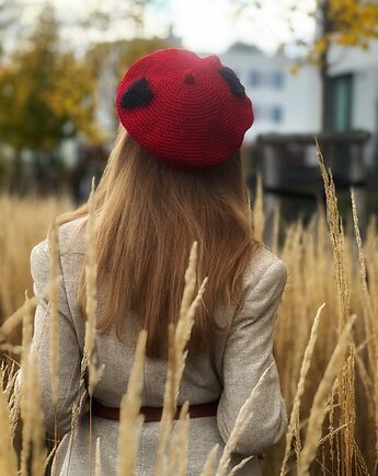 Beret czerwony z czarnymi serduszkami, AgataDudaHandmade
