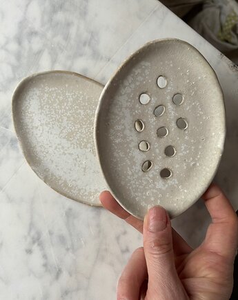 Ceramiczna Mydelniczka Owalna z Odpływem Milky Romantic, Maison Fragile