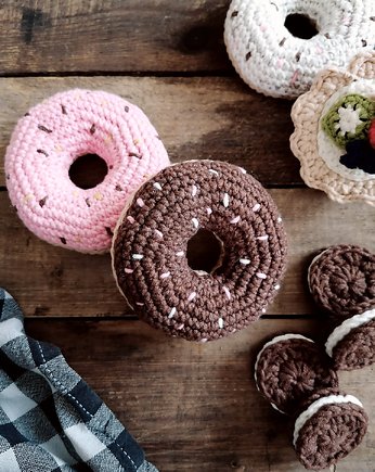 Szydełkowy pączek donut -  do dziecięcej kuchni, Helgowe heklowanie