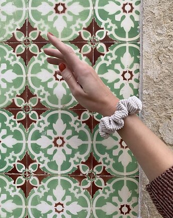 Sztruksowa scrunchie Off White