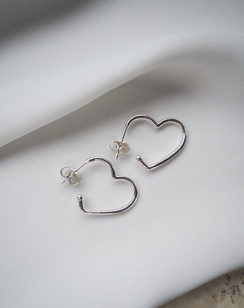 Kolczyki srebrne serca HEART, NW STORE