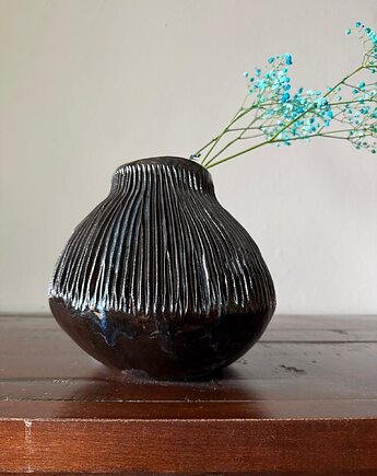 Wazon ceramiczny "Deep Lines", poLEPIONE