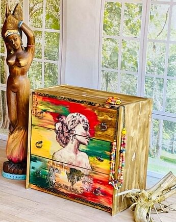 Artystyczna komoda z motywem kobiety , Monique Art