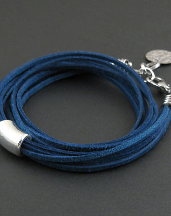 navyblue, maghia