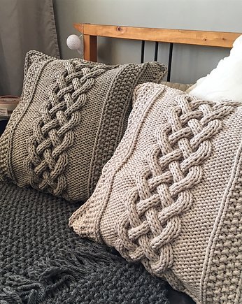 Komplet  dużych poduszek dzierganych 60 x60 cm, Knitting Factory