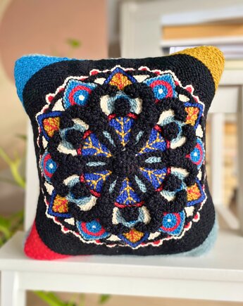 Poduszka Mandala, TakieTam dekoracje z wełny
