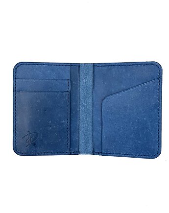 Niebieski portfel ręcznie uszyty ze skóry garbowanej roślinnie., Rkabags