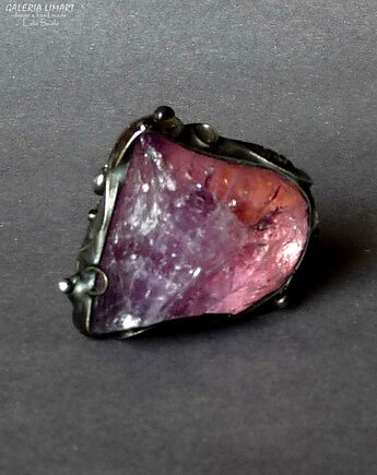 Niezwykły pierścień z okazałym dorodnym fluorytem prezent UNIKAT, Galeria Limart