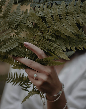 Pierscionek Elaine, Annpiryt.