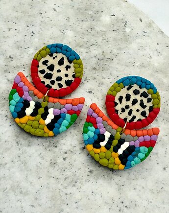 Kolczyki Sioux, Hellaclay