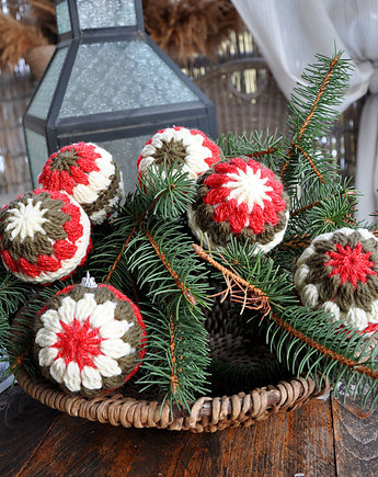 Szydełkowe bombki 6szt, mamuta