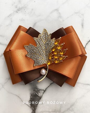 Brosza z unikatowym liściem z perełką i kryształkami Liść, Pudrowy Różowy