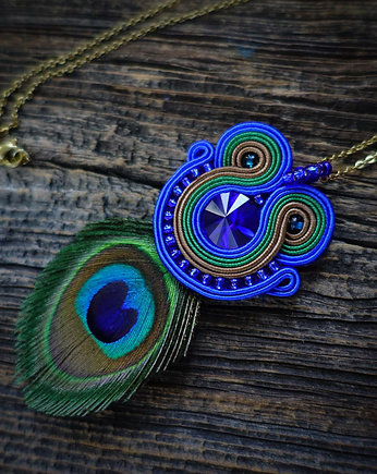Peacock eye- wisior soutache z piórami, Mró Soutache