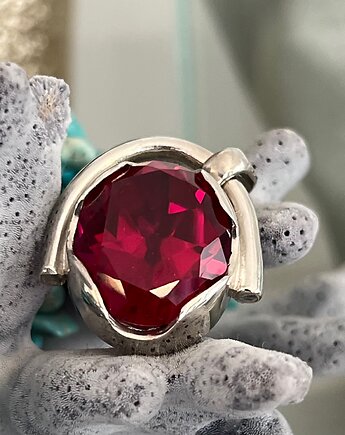 Srebrna zawieszka  z czerwoną dużą cyrkonią - VINTAGE, Ade Art