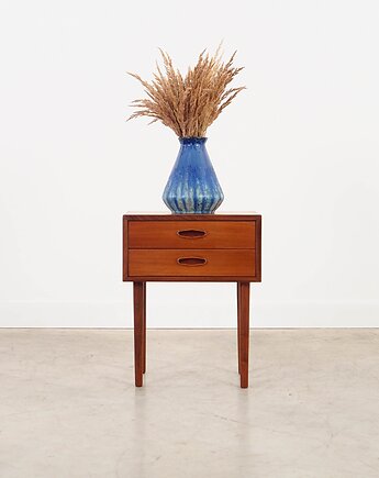 Szafka nocna tekowa, duński design, lata 70, produkcja: Dania, Przetwory design