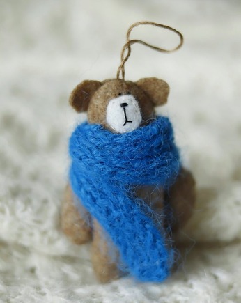 Mała zawieszka miś na choinkę/ do torebki, Kruszek