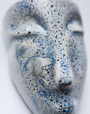 Doniczka głowa na ścianę w niebieskie mazy i kropki, Lunamit