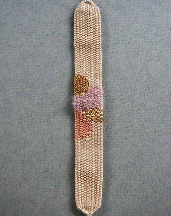 Bransoletka wykonana na krośnie, wiązana na supełek, Słońcem Tkane