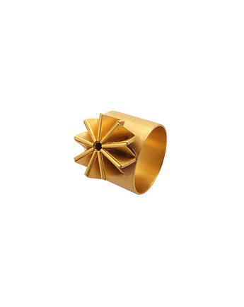 Pierścionek Złocony z Szeroką Obrączką, Marta jewelry
