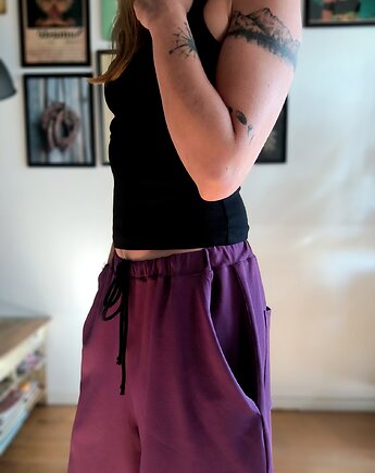 Szorty dresowe - Plum, Bluza w Podróży