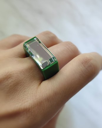 Zielony pierścionek z żywicy z lustrem, Scradeus