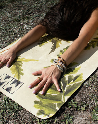 Mata do jogi z mikrofibrą MOSS 4mm Agria, mikrofibra + naturalny kauczuk, Mellow Ways