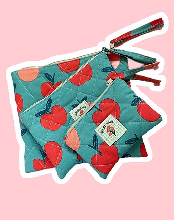 Komplet kosmetyczek w jabłka, Pyza