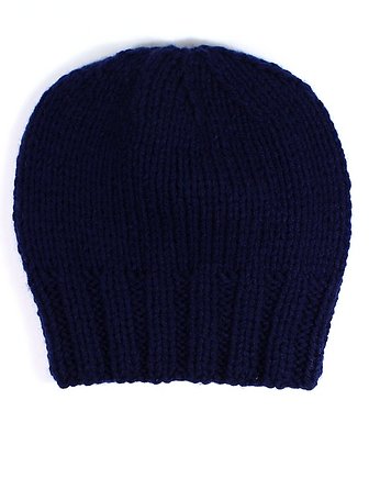 Krótka czapka granatowa unisex na drutach, RękaProduction