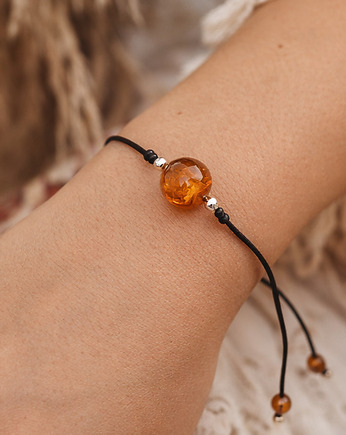 Bransoletka sznurkowa z bursztynem bałtyckim, AmberMal