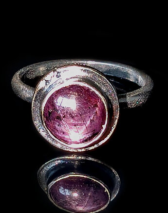 Pierścionek Rubin gwiaździsty, Pracownia Neores