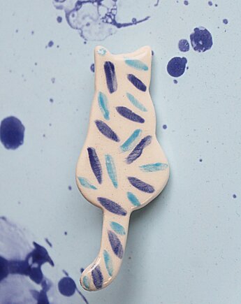 Broszka ceramiczna kot malowany w ciapki, m2k studio