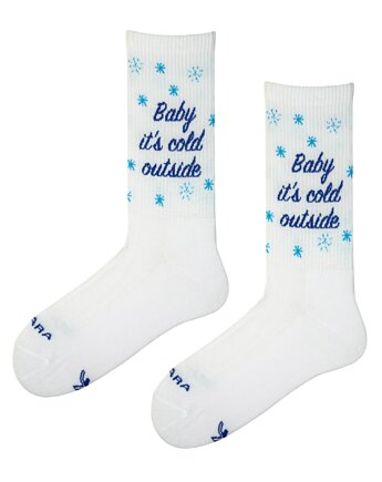 Baby, It's Cold Outside - świąteczne skarpetki z napisem, Takapara