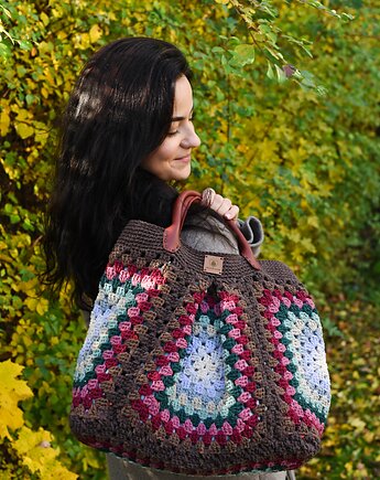 Duża torebka na szydełku granny square