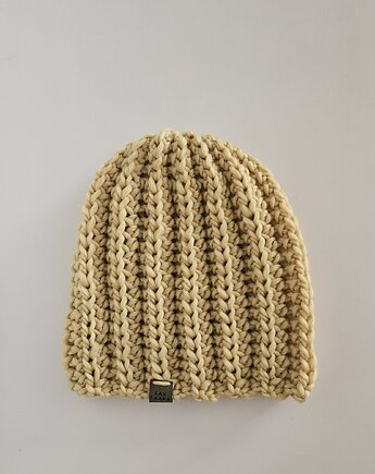 Żółta Czapka wełniana, Las i Łąka