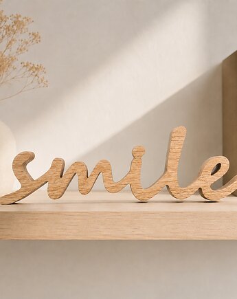 Drewniany napis smile z drewna, stojący dąb, Drewniane dodatki