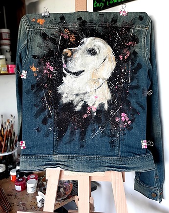 Labrador malowany na kurtce jeansowej., rękąROBIONE