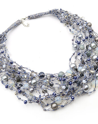 Ocean we mgle, Makowisko