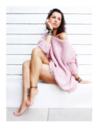 Sweter handmade oversize  z wełną  pudrowy róż, Mademoiselle Patrini