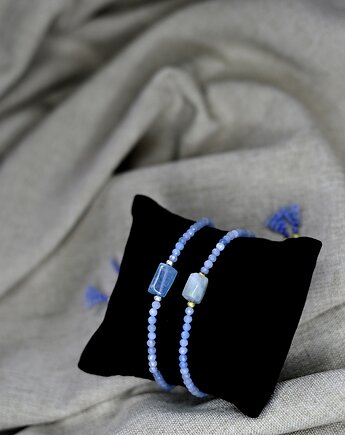 Bransoletka z akwamarynem, Manjula