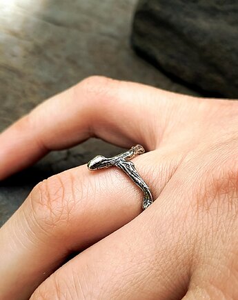 Pierścionek Gałązka Black, ZIĘBA