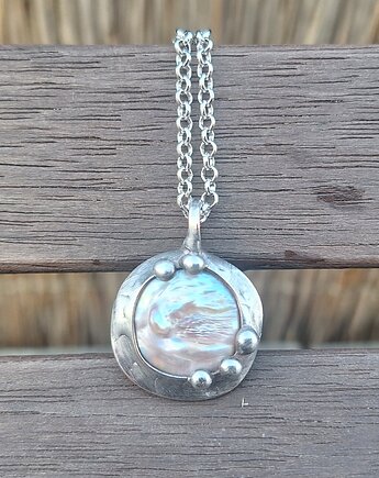 Perła po prostu - wisiorek