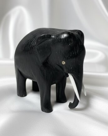 Słoń z drzewa hebanowego, AgiTo Pracownia Artystyczna