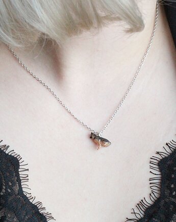 Naszyjnik na łańcuszku z miniaturowym psem, Flores Jewellery