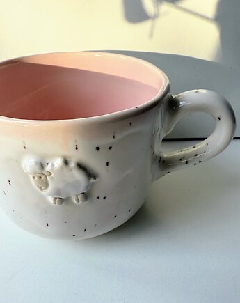 Kubek z owieczką, Strefa Ceramiki