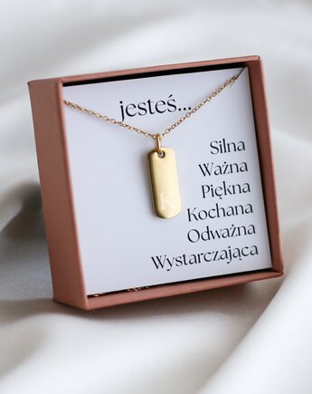 Naszyjnik Tag z Literką, Symbol Wartości i Siły, Vinci Woman